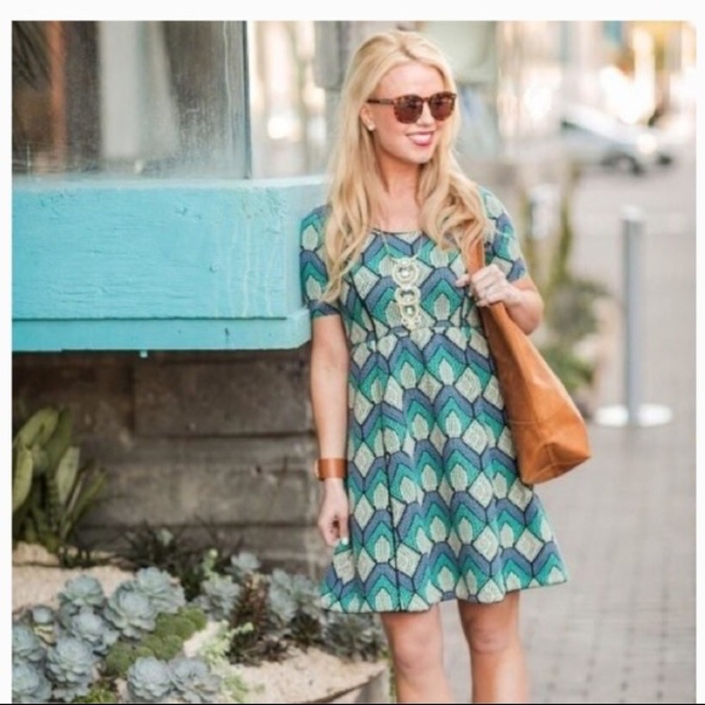 HD in Paris dress